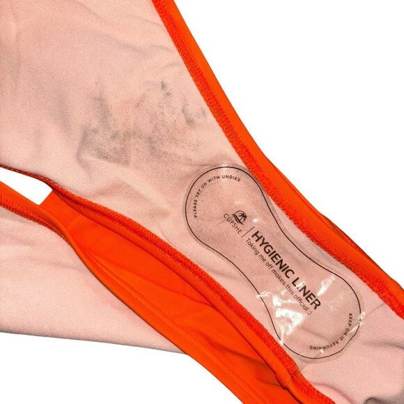 NWT Orange  Buckle One Piece Fashion Swimsuit Women’s S Beach Swim Vacation - Picture 7 of 9